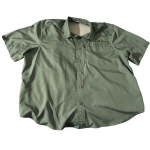 Eddie Bauer men's XXL military green button down active shirt